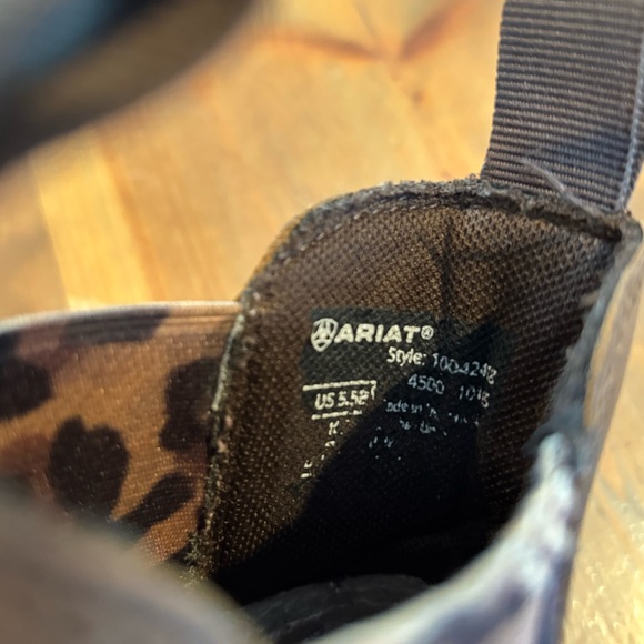 Ariat Fatbaby Chelsea Boot - Picture 6 of 9